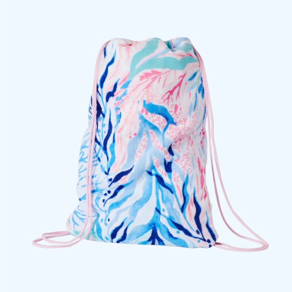 NWT 🌸LILLY PULITZER🌸 Convertible Beach Towel Backpack … 🪸KALEIDOSCOPE CORAL🪸